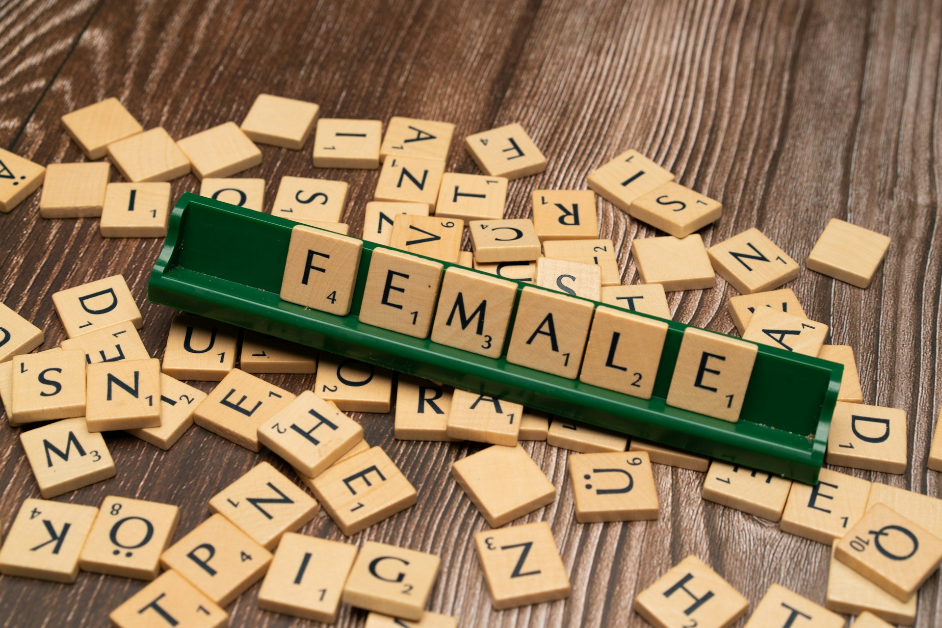 the word female in scrabble